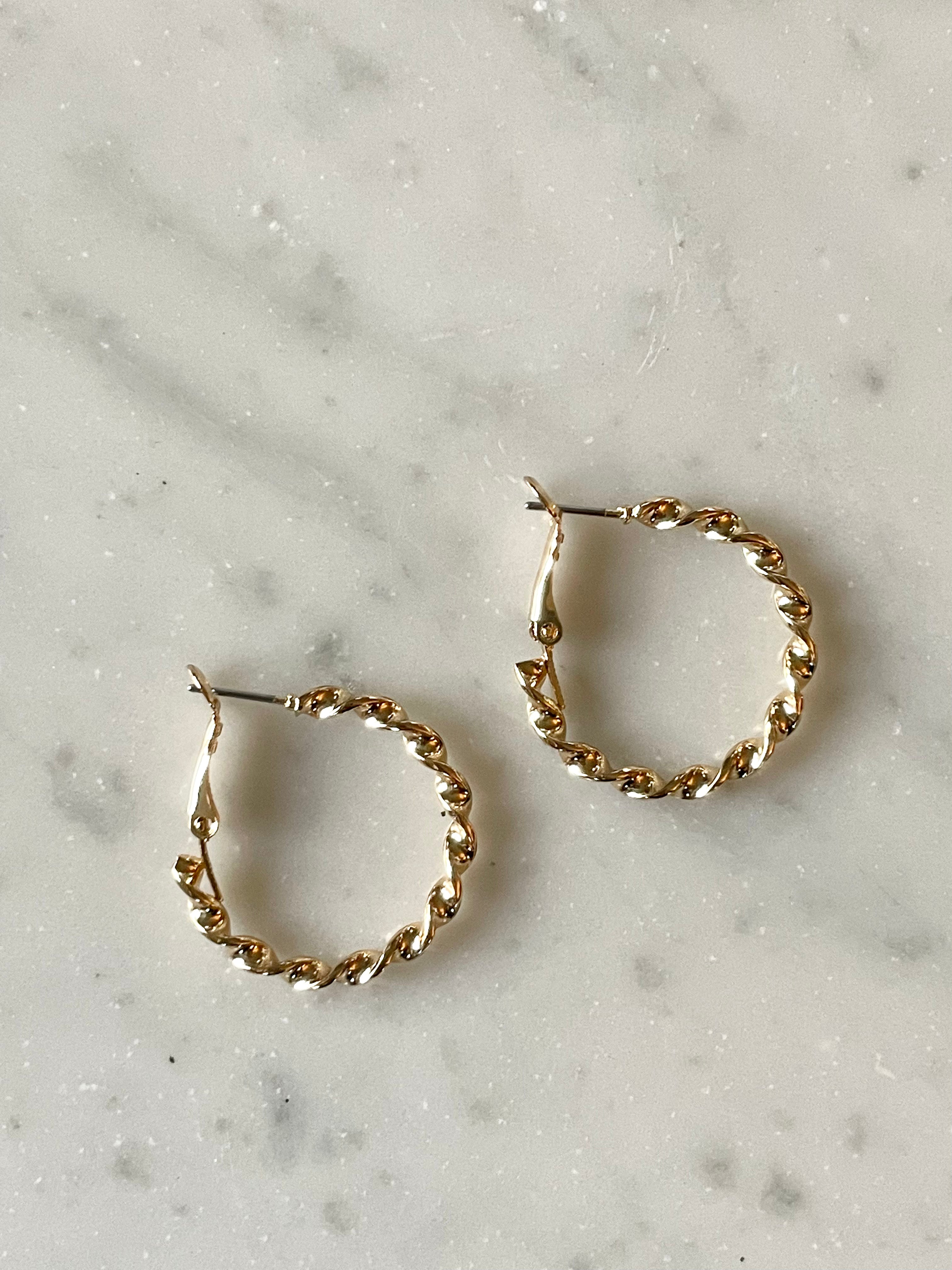 Twist Hoop Set-Gold