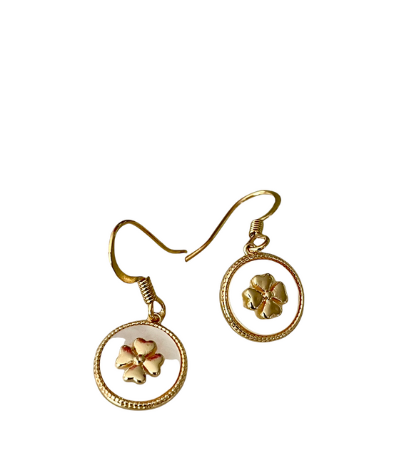 Clover/Mother of Pearl Earrings